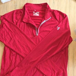 Under Armour Heat Gear Red Crimson Half-Zip Top. Med Loose Fit